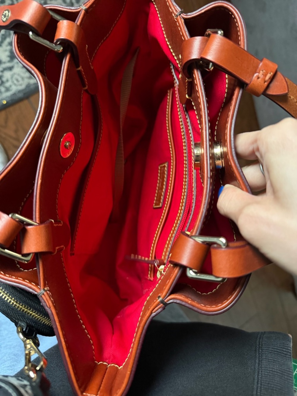 Dooney & Bourke - Picture 14 of 17